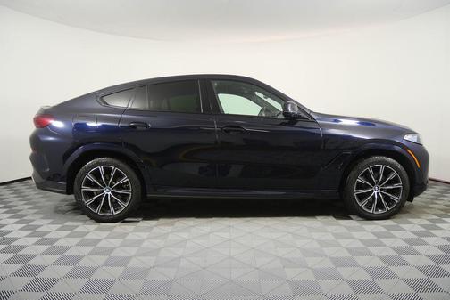 2025 BMW X6 xDrive40i