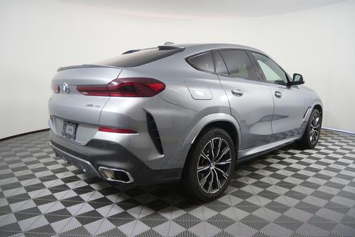 Black 2025 BMW X6 xDrive40i