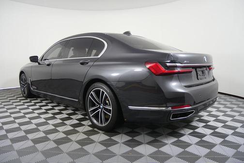 2021 BMW 750 i xDrive