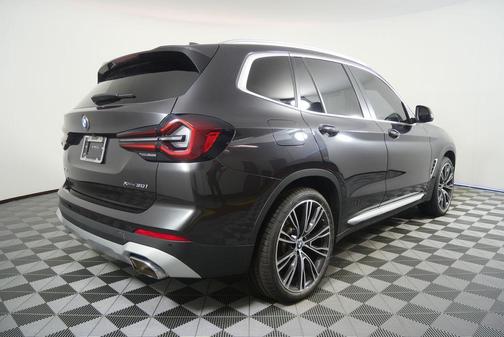 Dark Graphite Metallic 2024 BMW X3 xDrive30i