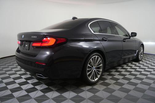 2023 BMW 530 i