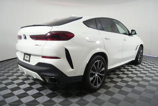 2026 BMW X6 xDrive40i