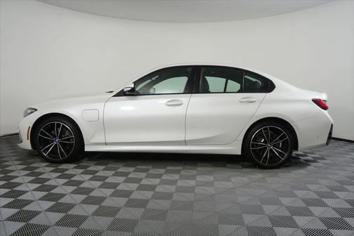 2024 BMW 330e Base