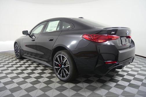 Black Sapphire Metallic 2026 BMW i4 Gran Coupe eDrive40