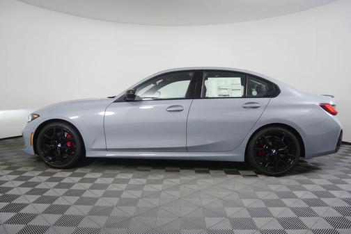 Brooklyn Grey Metallic 2026 BMW 330 330i