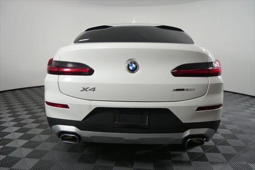 2024 BMW X4 xDrive30i