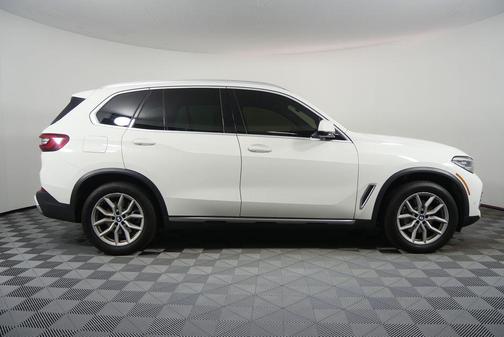 2022 BMW X5 sDrive40i