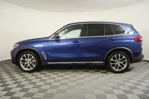 Phytonic Blue Metallic 2022 BMW X5 sDrive40i