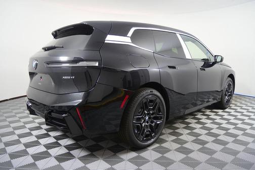 2026 BMW iX xDrive45