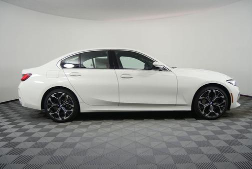 2026 BMW 330 i