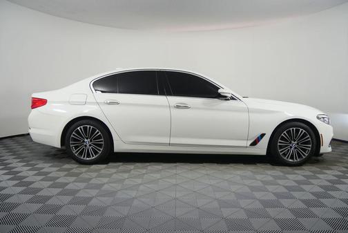2018 BMW 540 540i