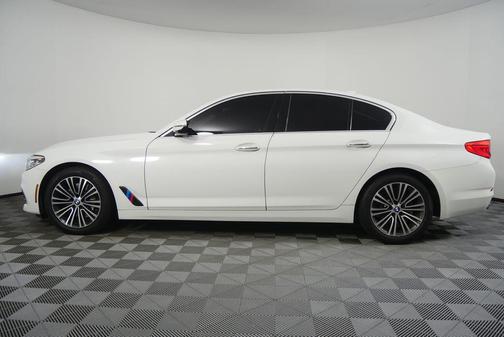2018 BMW 540 540i