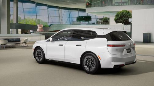 2026 BMW iX xDrive60