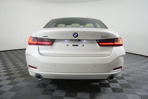 Mineral White Metallic 2026 BMW 330 xDrive NA