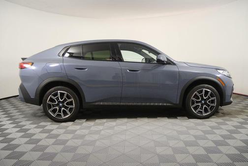 2024 BMW X2 xDrive28i