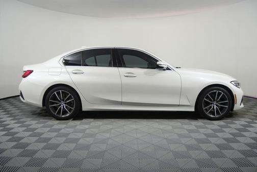 2019 BMW 330 330i