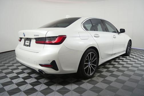 2019 BMW 330 330i