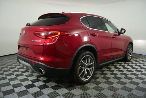 2018 Alfa Romeo Stelvio Ti