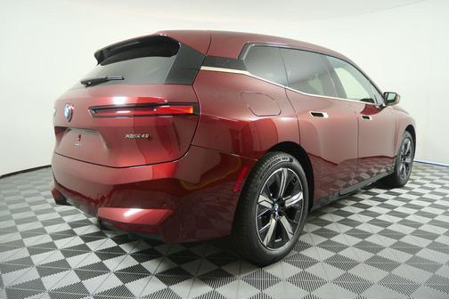 2026 BMW iX xDrive45