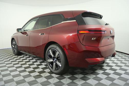 2026 BMW iX xDrive45