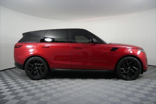 2023 Land Rover Range Rover Sport SE