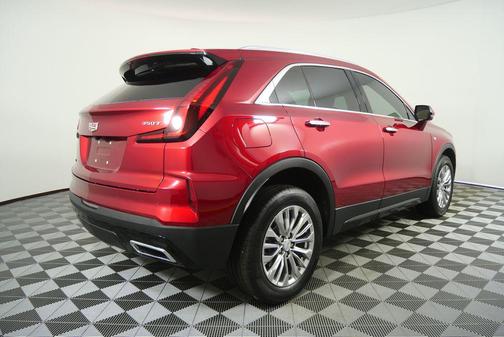 2024 Cadillac XT4 Premium Luxury