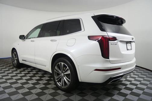 2021 Cadillac XT6 Premium Luxury FWD