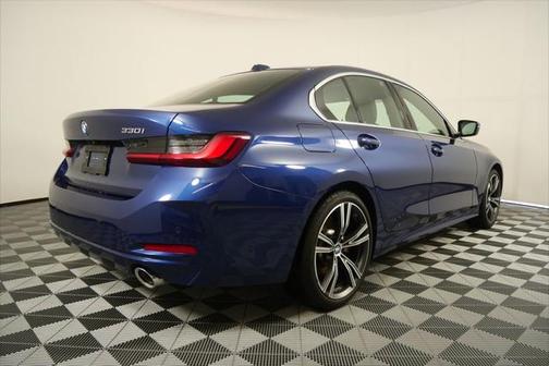 2024 BMW 330 i