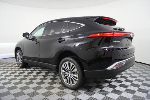 2023 Toyota Venza XLE