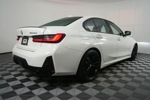 Alpine White 2023 BMW M340 M340i