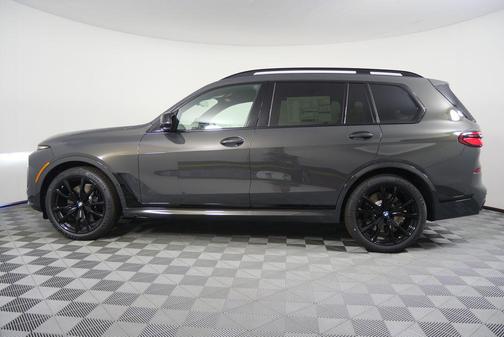 2026 BMW X7 M60i