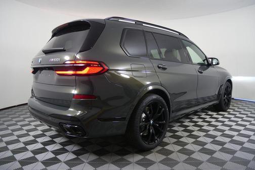2026 BMW X7 M60i