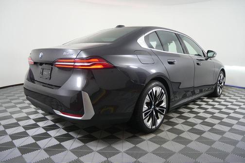 2025 BMW 540 xDrive