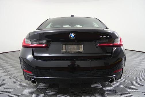 2024 BMW 330 i