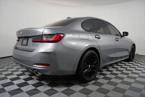 2023 BMW 330 xDrive