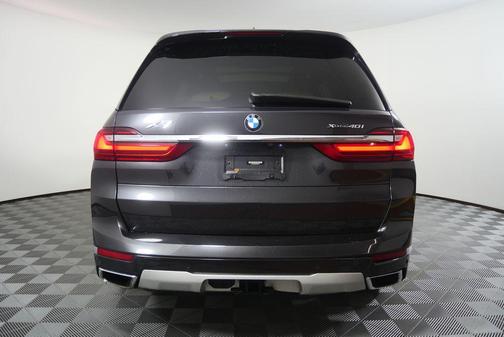 Dark Graphite Metallic 2021 BMW X7 xDrive40i