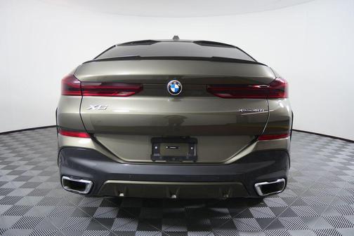 2025 BMW X6 xDrive40i