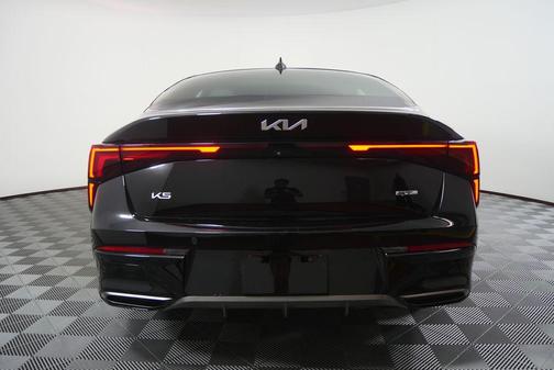 Aurora Black Pearl 2025 Kia K5 GT-Line