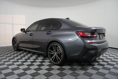 2022 BMW 330 330i