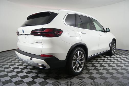 2026 BMW X5 PHEV xDrive50e