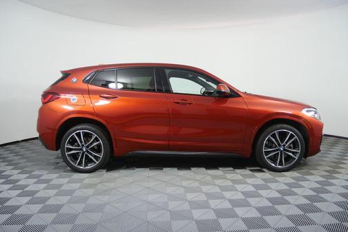 2023 BMW X2 sDrive28i