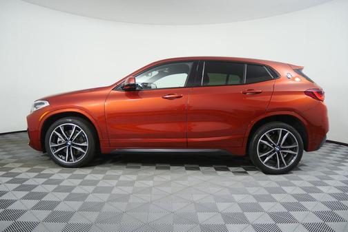 2023 BMW X2 sDrive28i