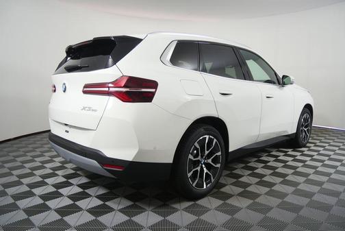Alpine White 2026 BMW X3 30 xDrive