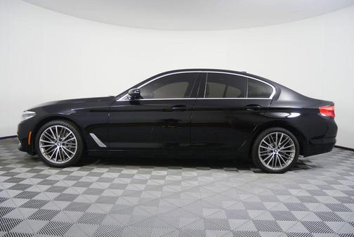 2020 BMW 530 530i