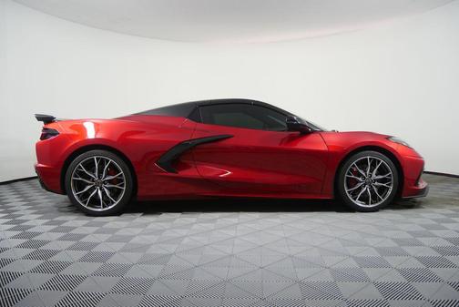2025 Chevrolet Corvette Stingray w/2LT