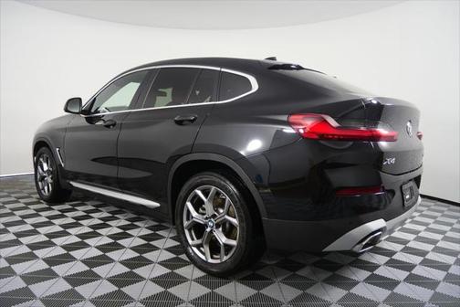 2024 BMW X4 xDrive30i