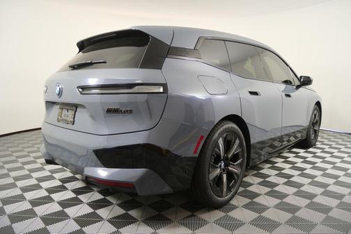 2024 BMW iX M60