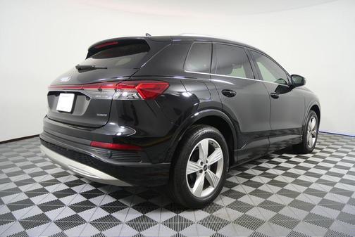 2022 Audi Q4 e-tron Prestige 50 quattro