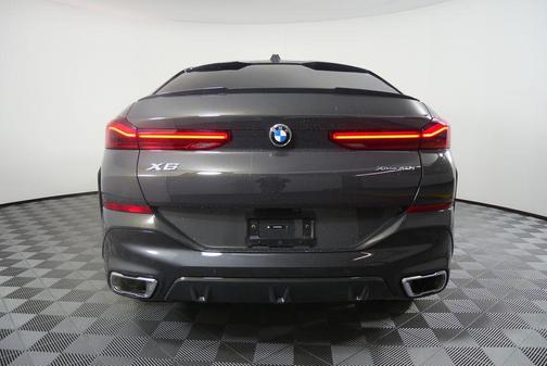 2026 BMW X6 xDrive40i