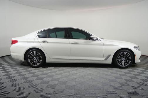 2018 BMW 540 540i